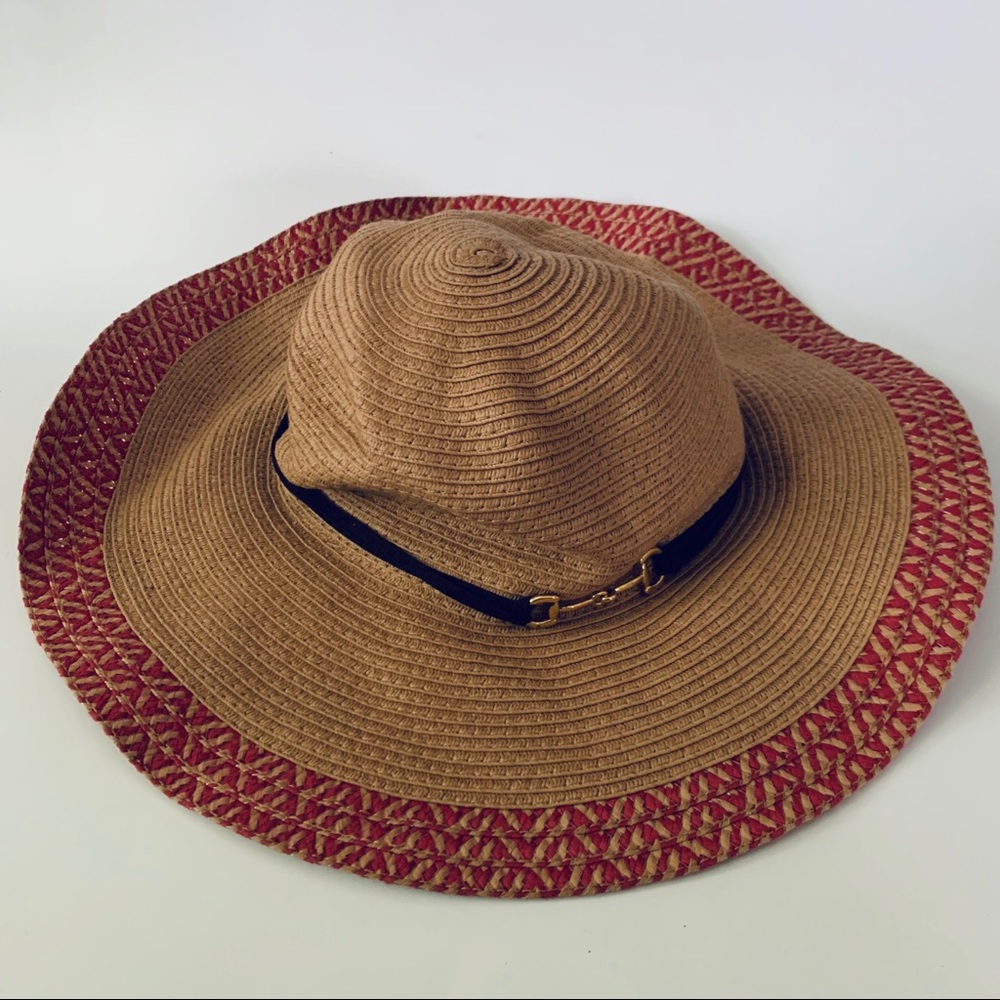 Floppy straw hat